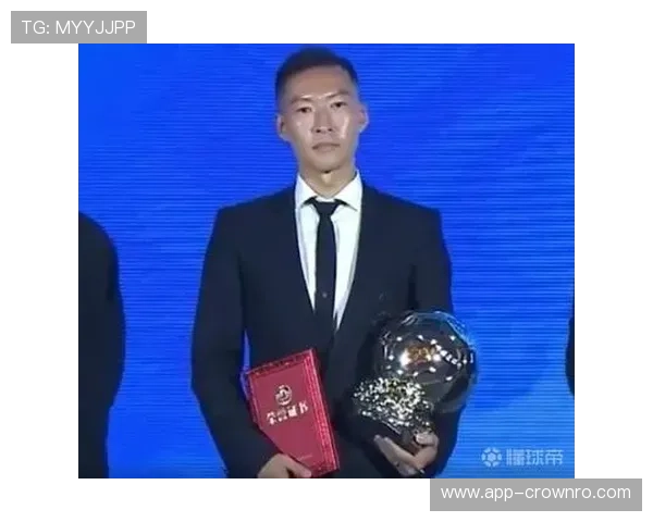 吴曦中场风格稳健，攻防转换表现持续提升